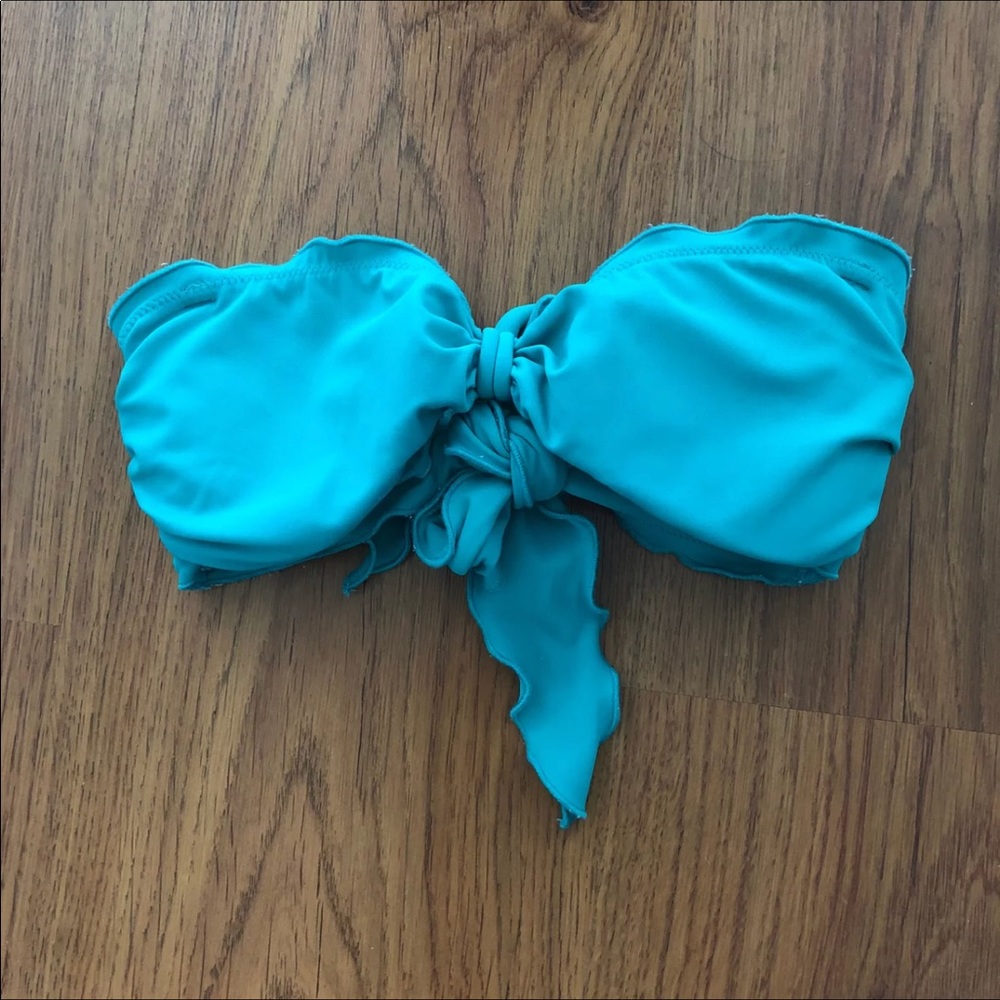 Victoria’s Secret Bikini Top